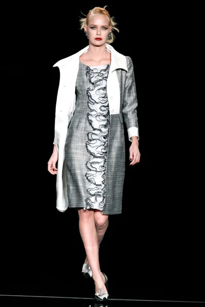 Look 4